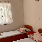 Adriana Apartmán *